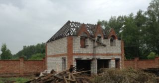 Демонтаж 2 этажного дома Петергоф, цена от 2635 руб.