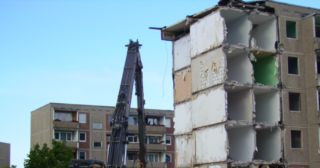 Демонтаж 5 этажного дома Петергоф, цена от 3668 руб.