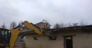 Демонтаж дома из шлакоблока Петергоф, цена от 2945 руб.
