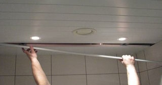 Демонтаж реечных потолков в Петергофе - цена за м2 от 465 рублей - Сварной-Птф