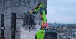 Демонтаж бетонных блоков Петергоф, цена от 2945 руб.